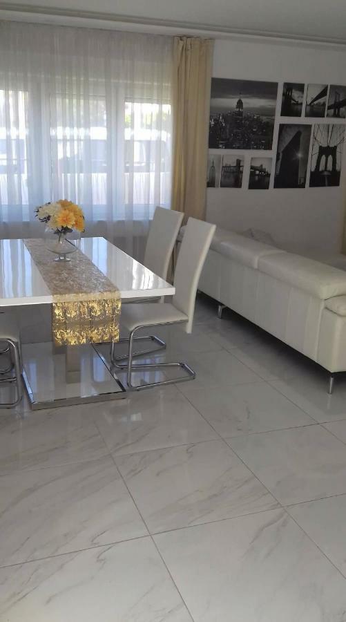 Valerija Apartment Загреб Екстериор снимка